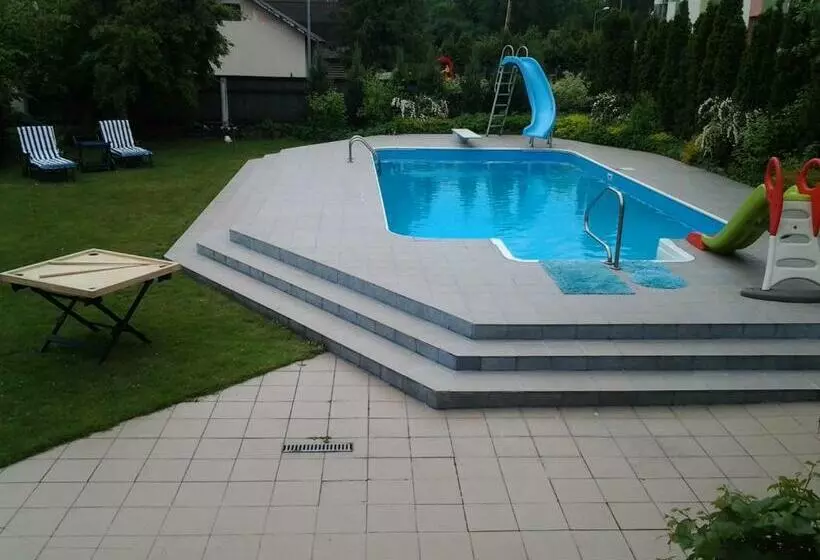پانسیون Dolphin