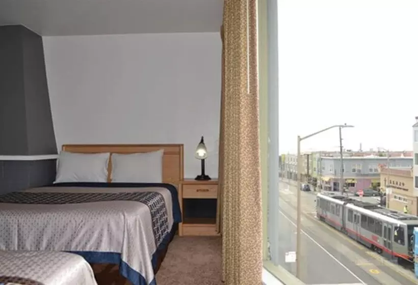 モーテル Ocean Inn