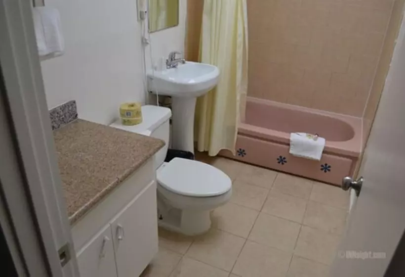 モーテル Ocean Inn