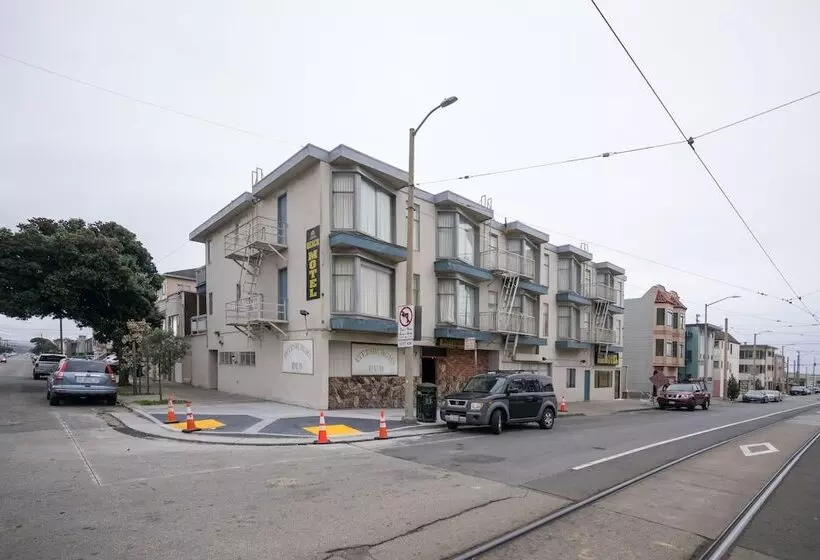 モーテル Ocean Inn