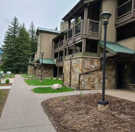 Hotelli Bluegreen S Streamside At Vail