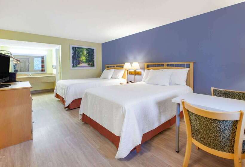 Отель Days Inn By Wyndham Grantville