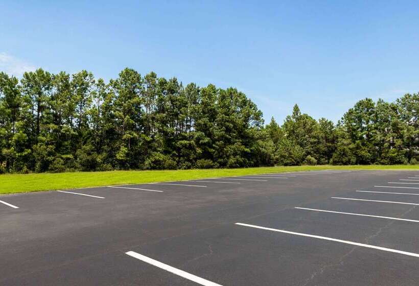 فندق Days Inn By Wyndham Shallotte