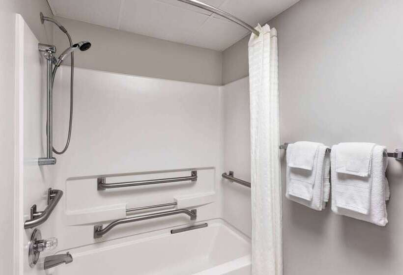 فندق Days Inn By Wyndham Shallotte