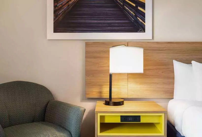 ホテル Days Inn By Wyndham Shallotte