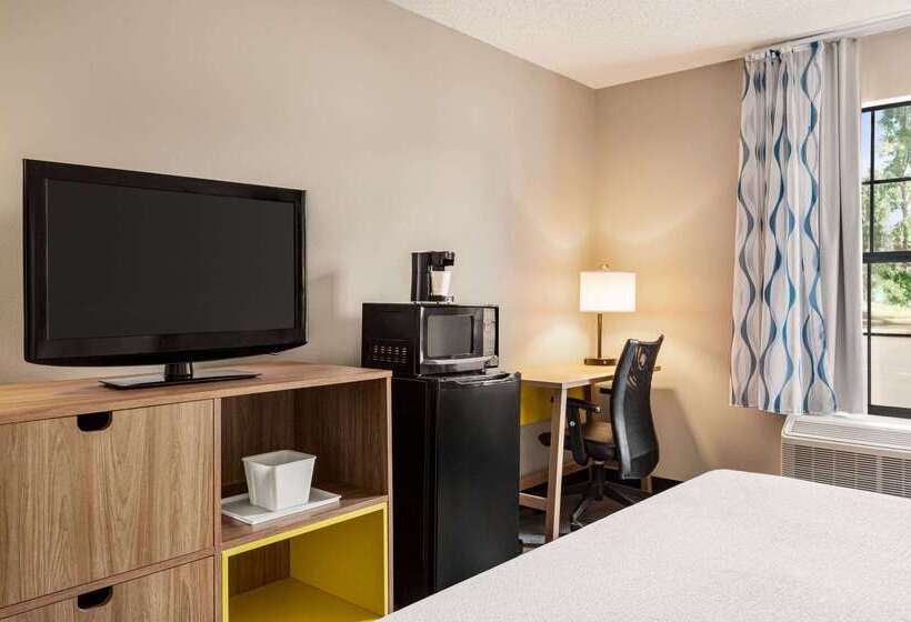 فندق Days Inn By Wyndham Shallotte