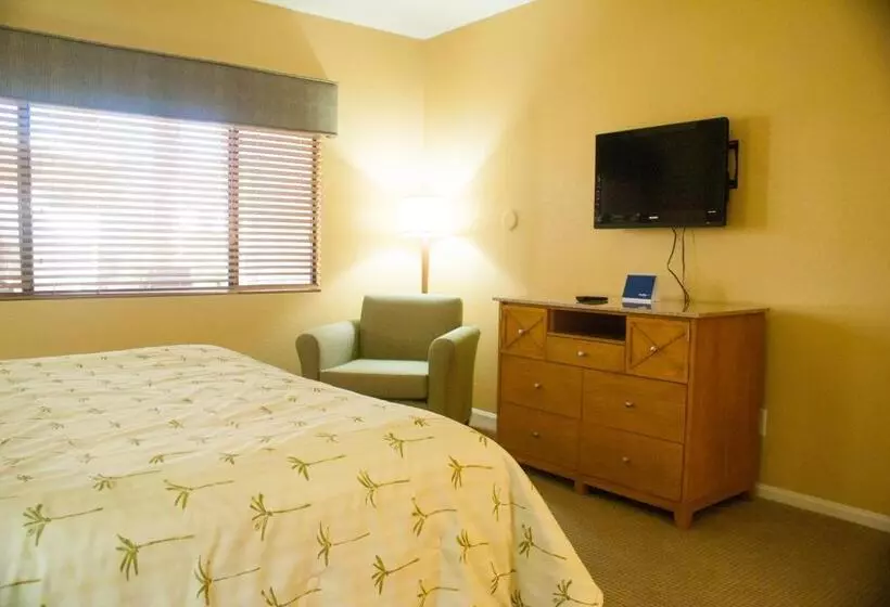 Hotelli Desert Isle Resort