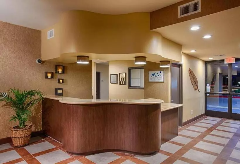 Hotelli Desert Isle Resort