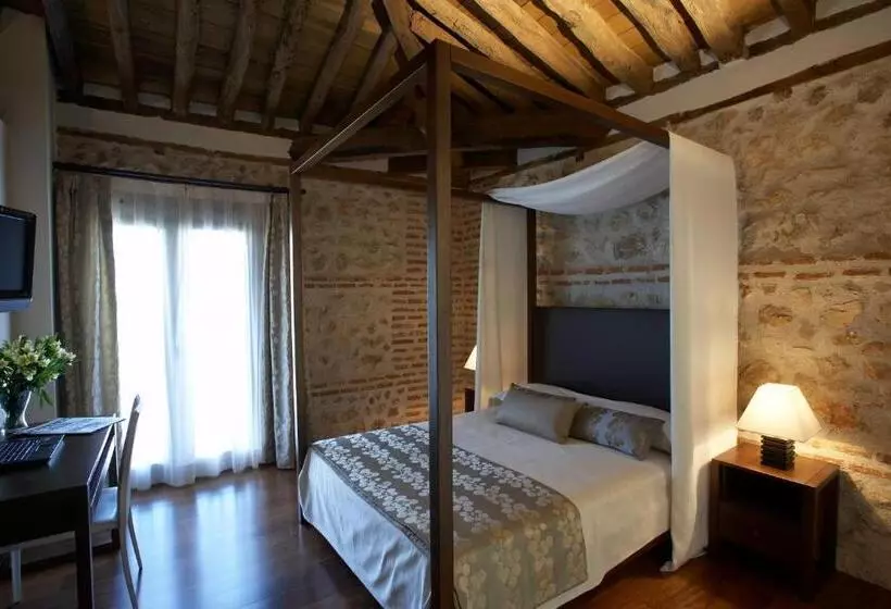 בית מלון כפרי El Pontifical