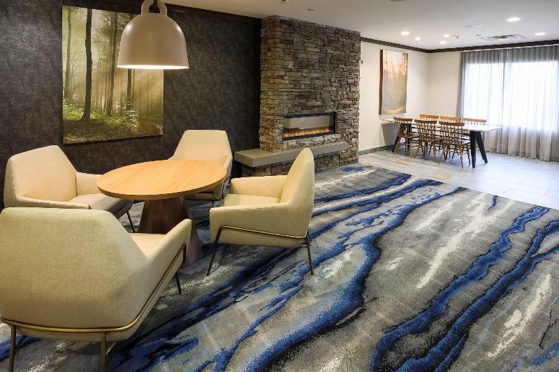 בית מלון כפרי Fairfield Inn & Suites By Marriott Elizabethtown