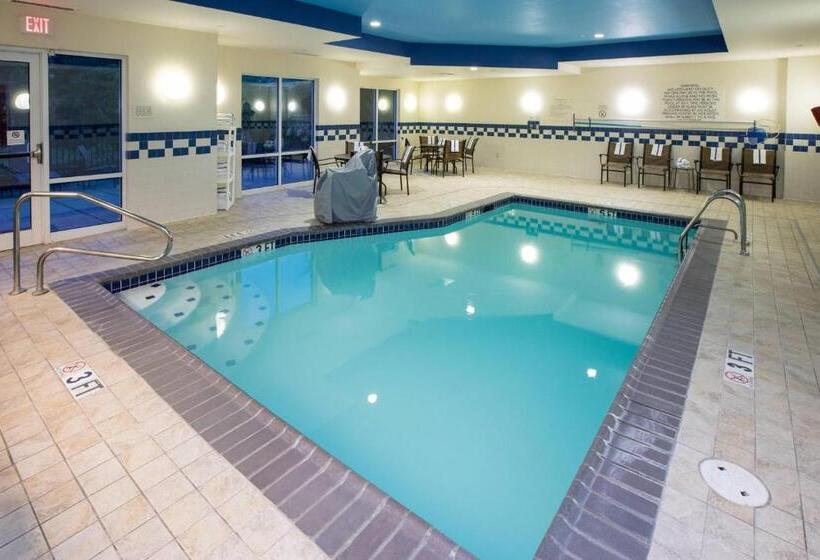 בית מלון כפרי Fairfield Inn & Suites By Marriott Elizabethtown