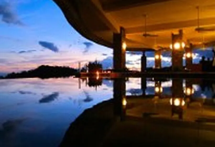 Hotelli Jade Mountain