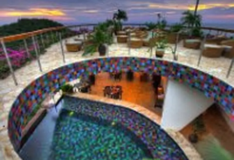 Hotelli Jade Mountain