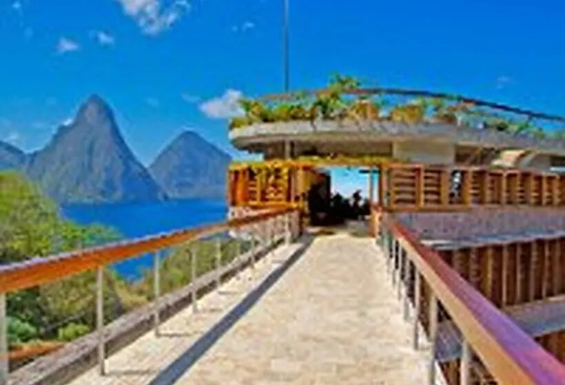 Hotelli Jade Mountain