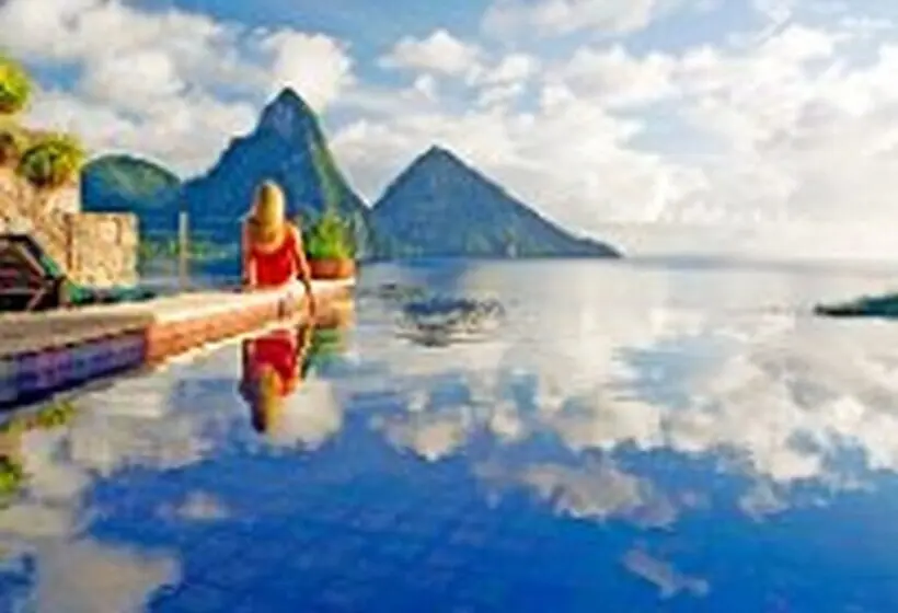 Hotelli Jade Mountain