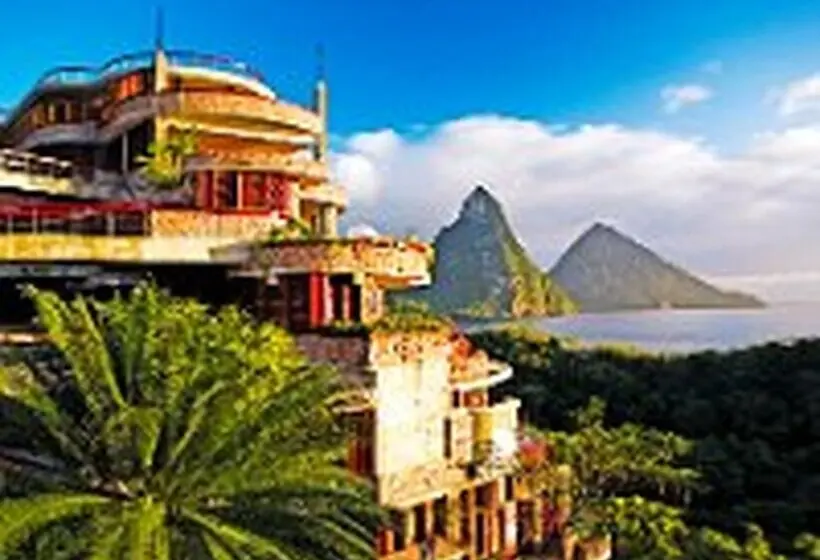 Hotelli Jade Mountain