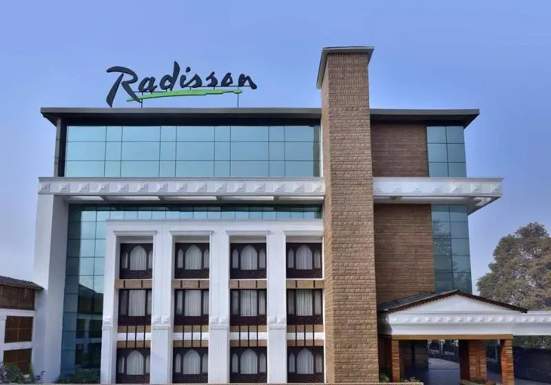 Hotel Radisson Srinagar