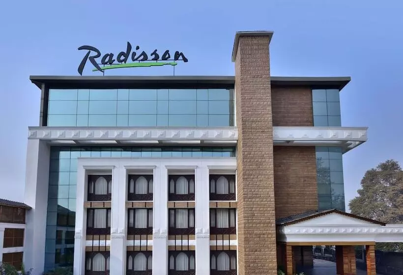 Hotel Radisson Srinagar