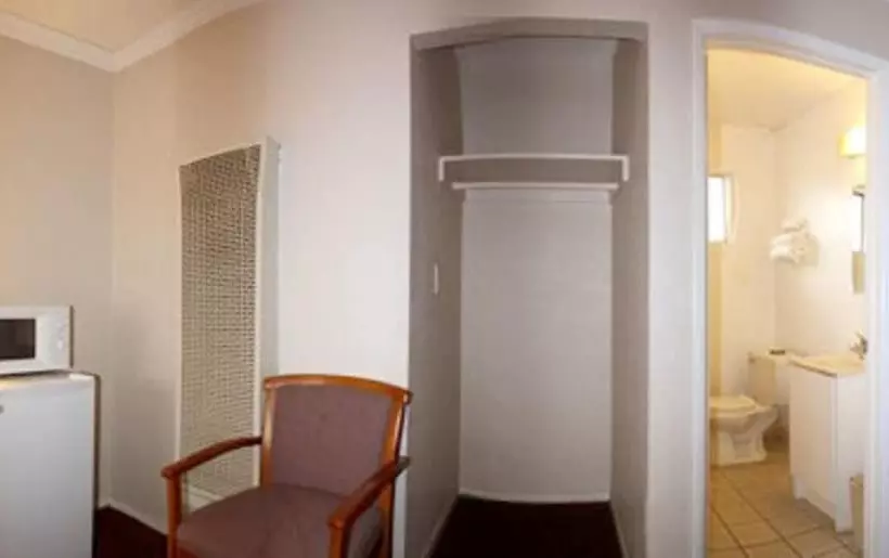 ホテル Sunset Inn And Suites