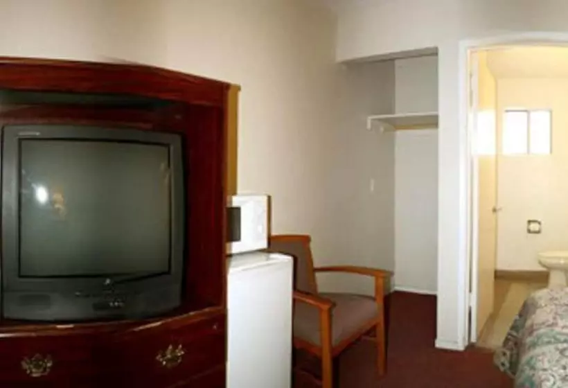 ホテル Sunset Inn And Suites