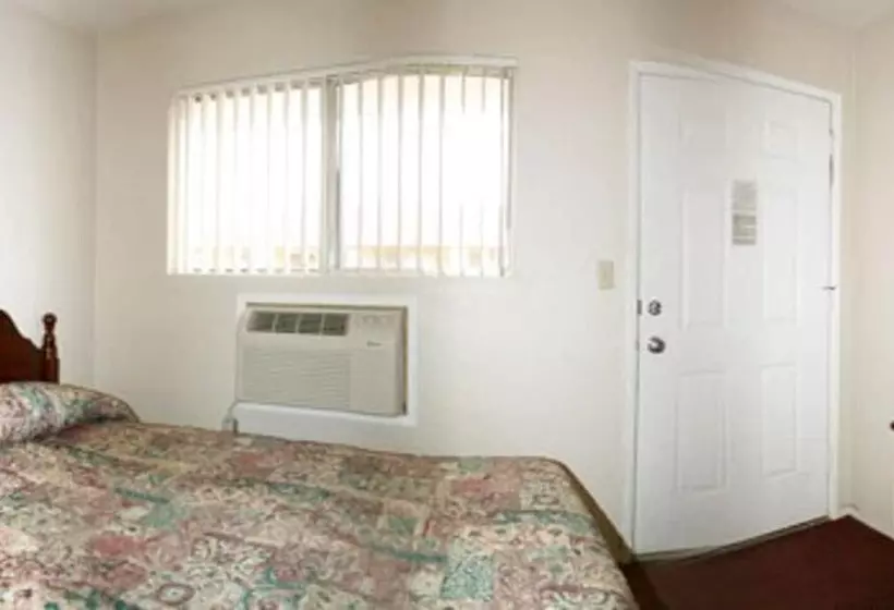 ホテル Sunset Inn And Suites