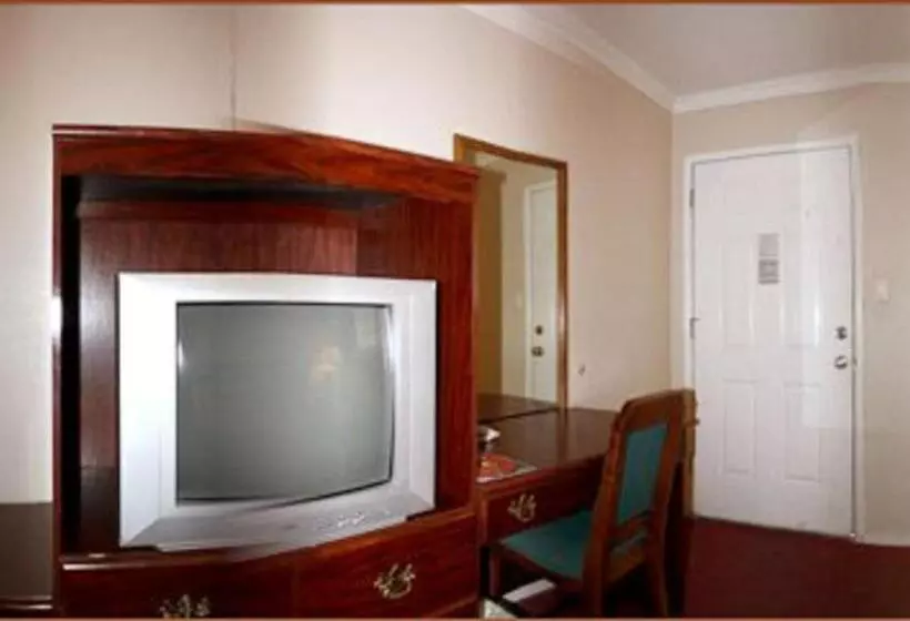 ホテル Sunset Inn And Suites