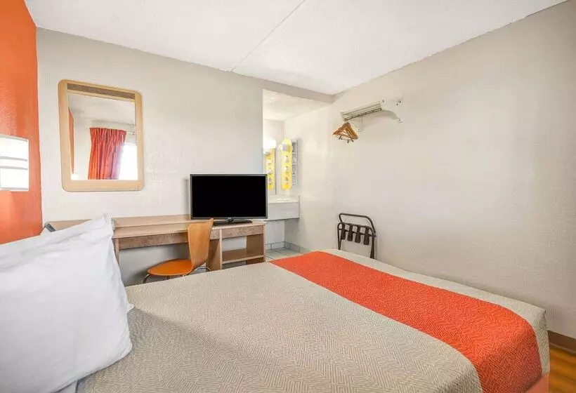 Motel 6north Ridgeville, Oh  Cleveland Intl Airport  N Ridgeville