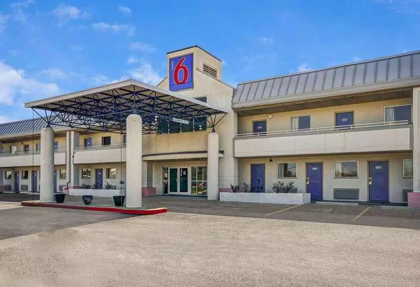 Motel 6north Ridgeville, Oh  Cleveland Intl Airport  N Ridgeville