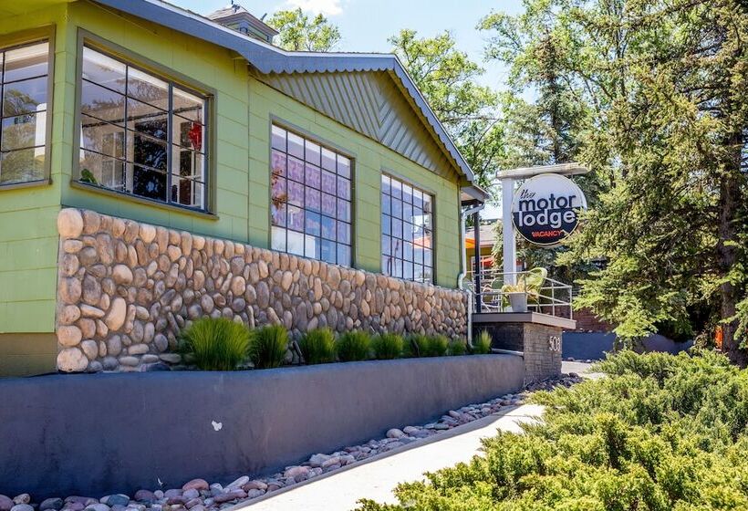 מוטל The Motor Lodge