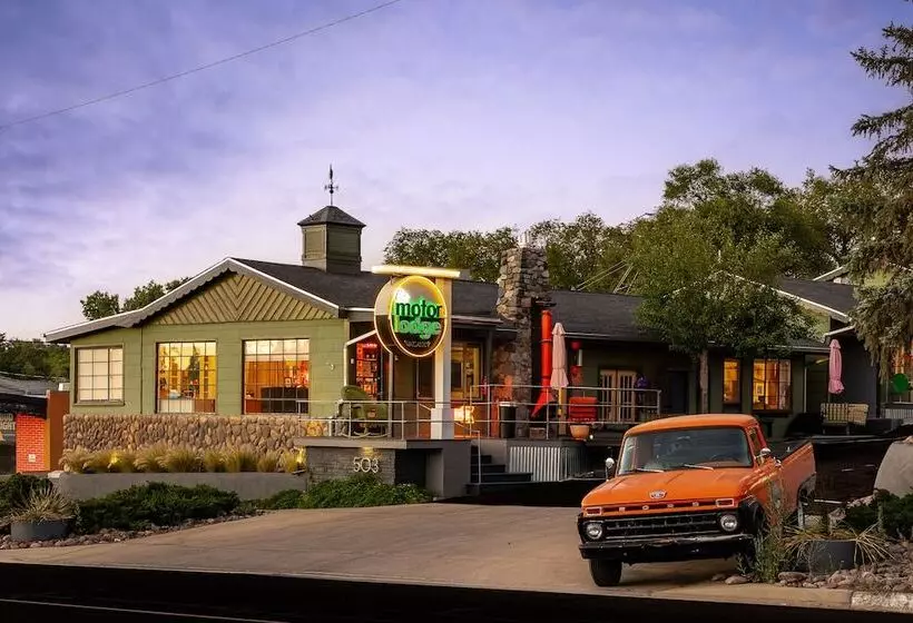 Мотель The Motor Lodge