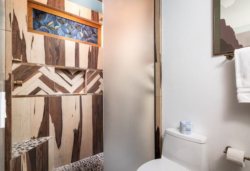 מוטל The Motor Lodge