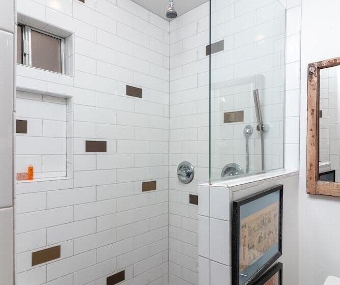 מוטל The Motor Lodge