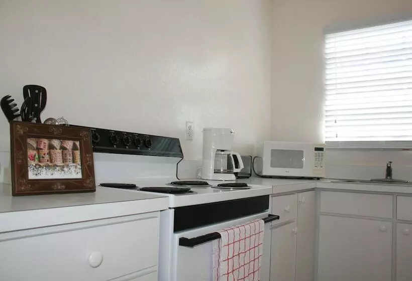 Ocean Pearl Bonefishing Resort