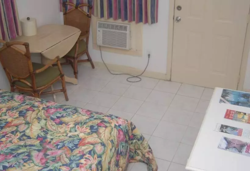 Ocean Pearl Bonefishing Resort