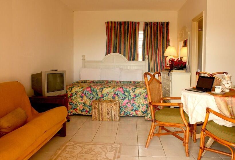 Ocean Pearl Bonefishing Resort