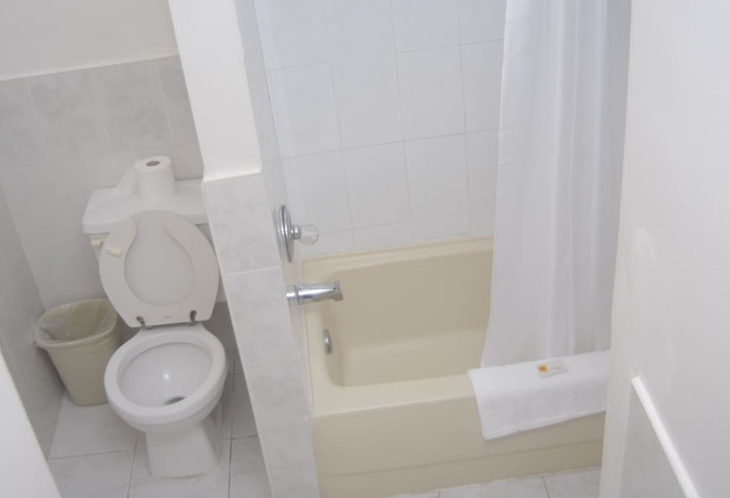 Ocean Pearl Bonefishing Resort