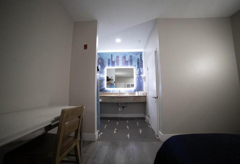 Pension Mid City Inn & Suites Pico Rivera