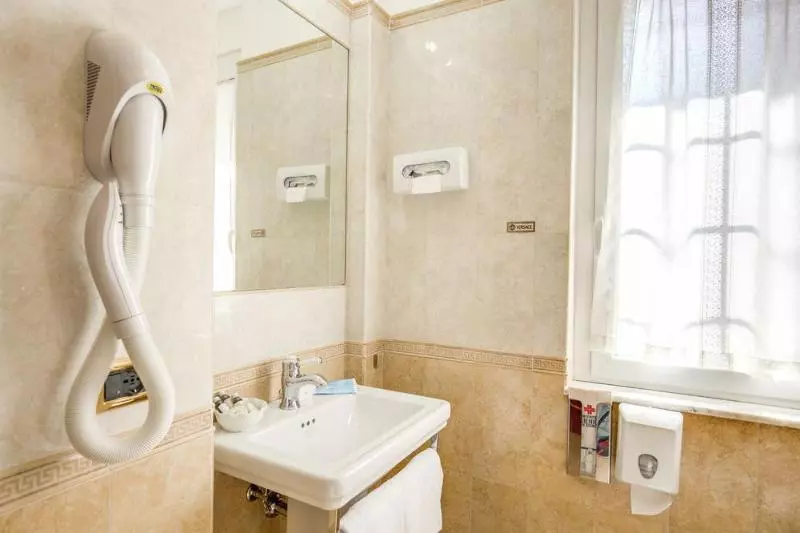 پانسیون Pantheon Relais Luxury