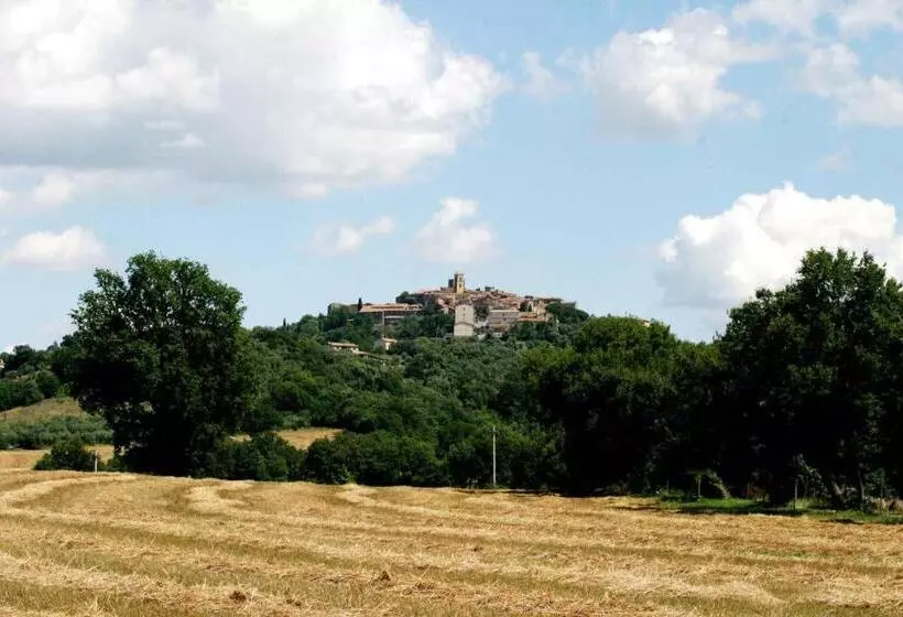 ホテル Agriturismo La Vecchia Quercia