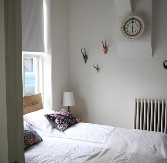 پانسیون Downtown Guesthouse Reykjavik