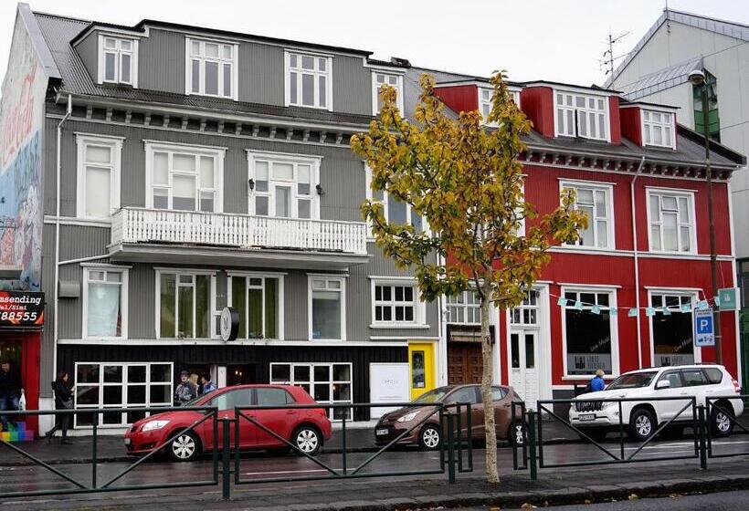 پانسیون Downtown Guesthouse Reykjavik