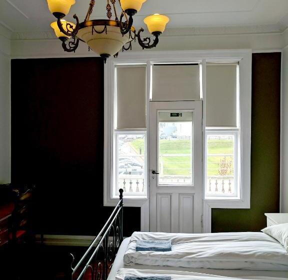 پانسیون Downtown Guesthouse Reykjavik