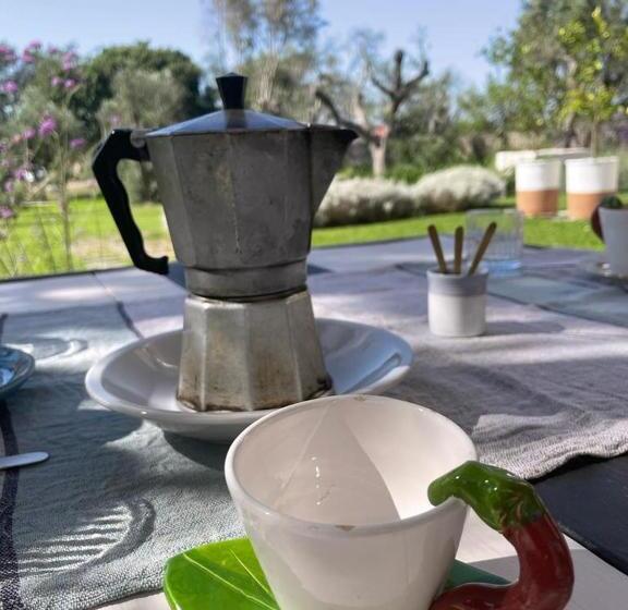 פנסיון Masseria Spartivento