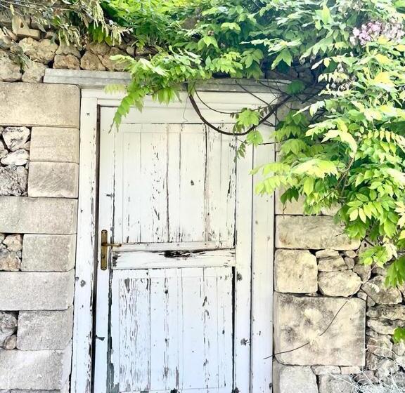 פנסיון Masseria Spartivento