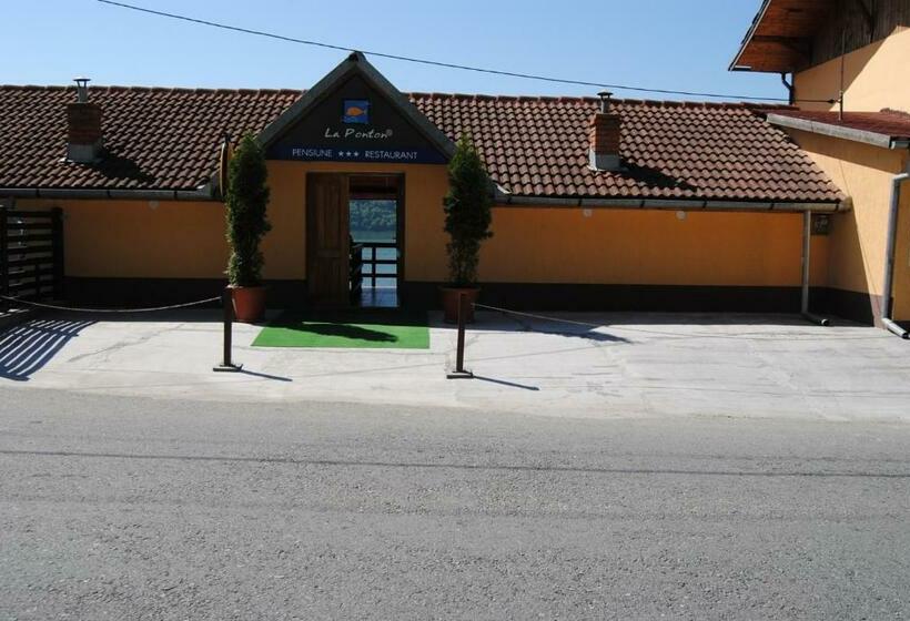 Pension La Ponton