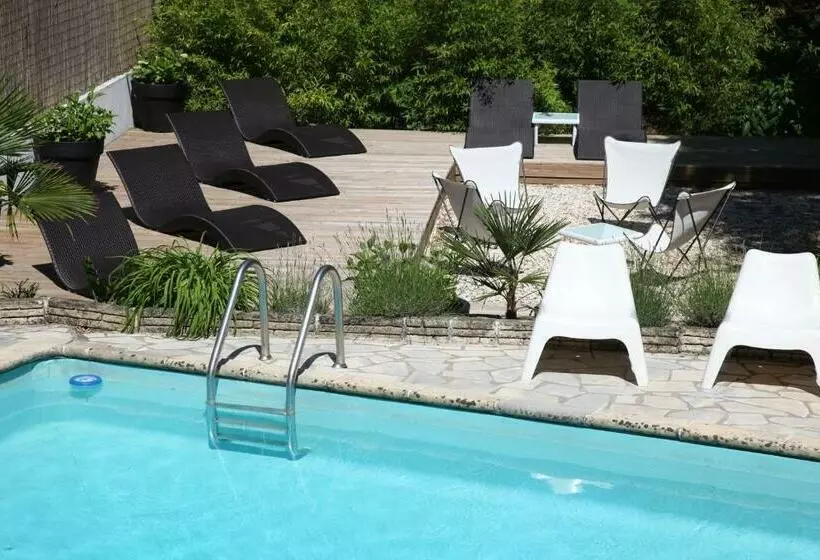 Hotelli Hôtel La Paloma