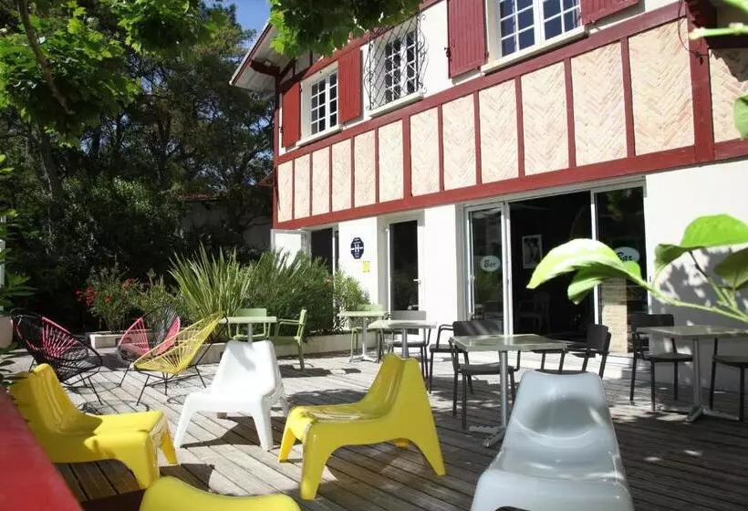Hotelli Hôtel La Paloma