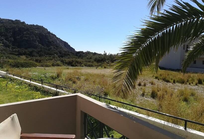 Idomeneas Apartments