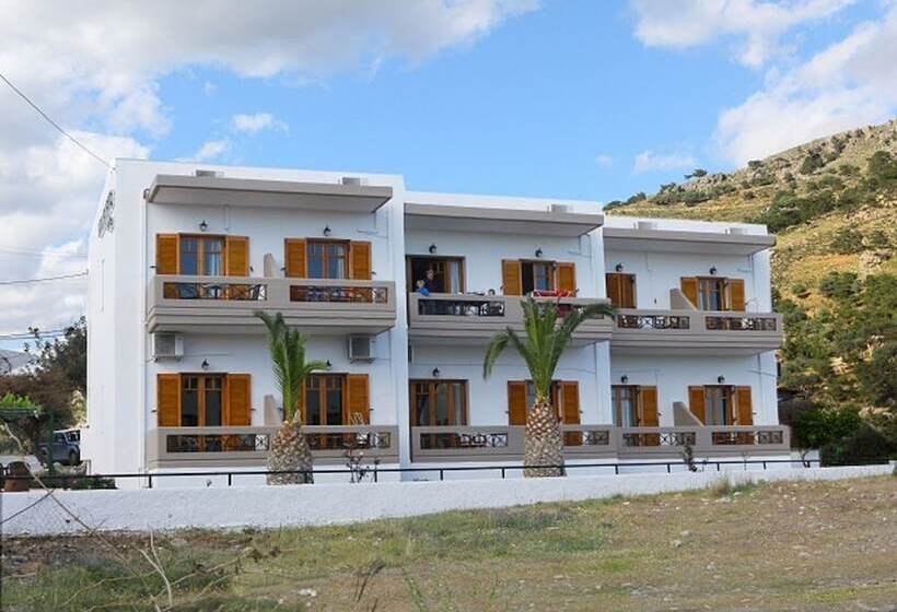 Idomeneas Apartments