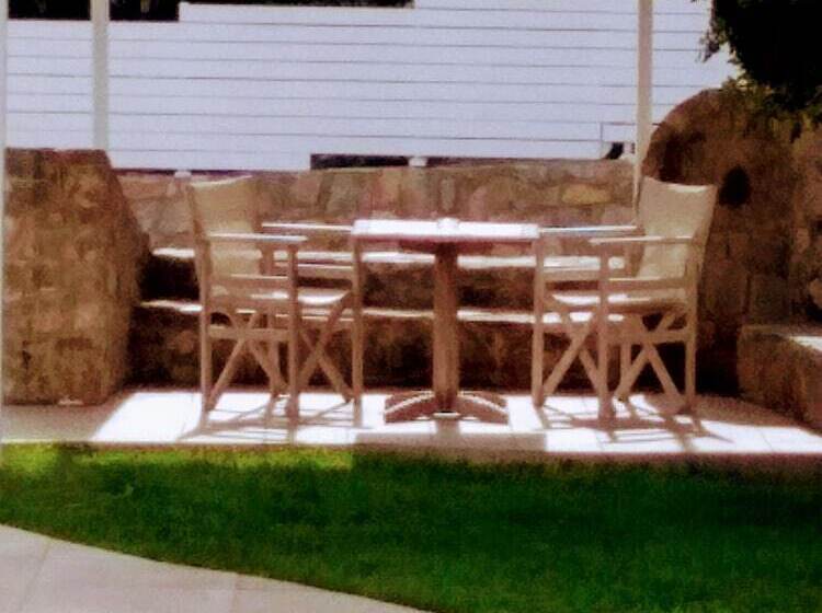 Idomeneas Apartments